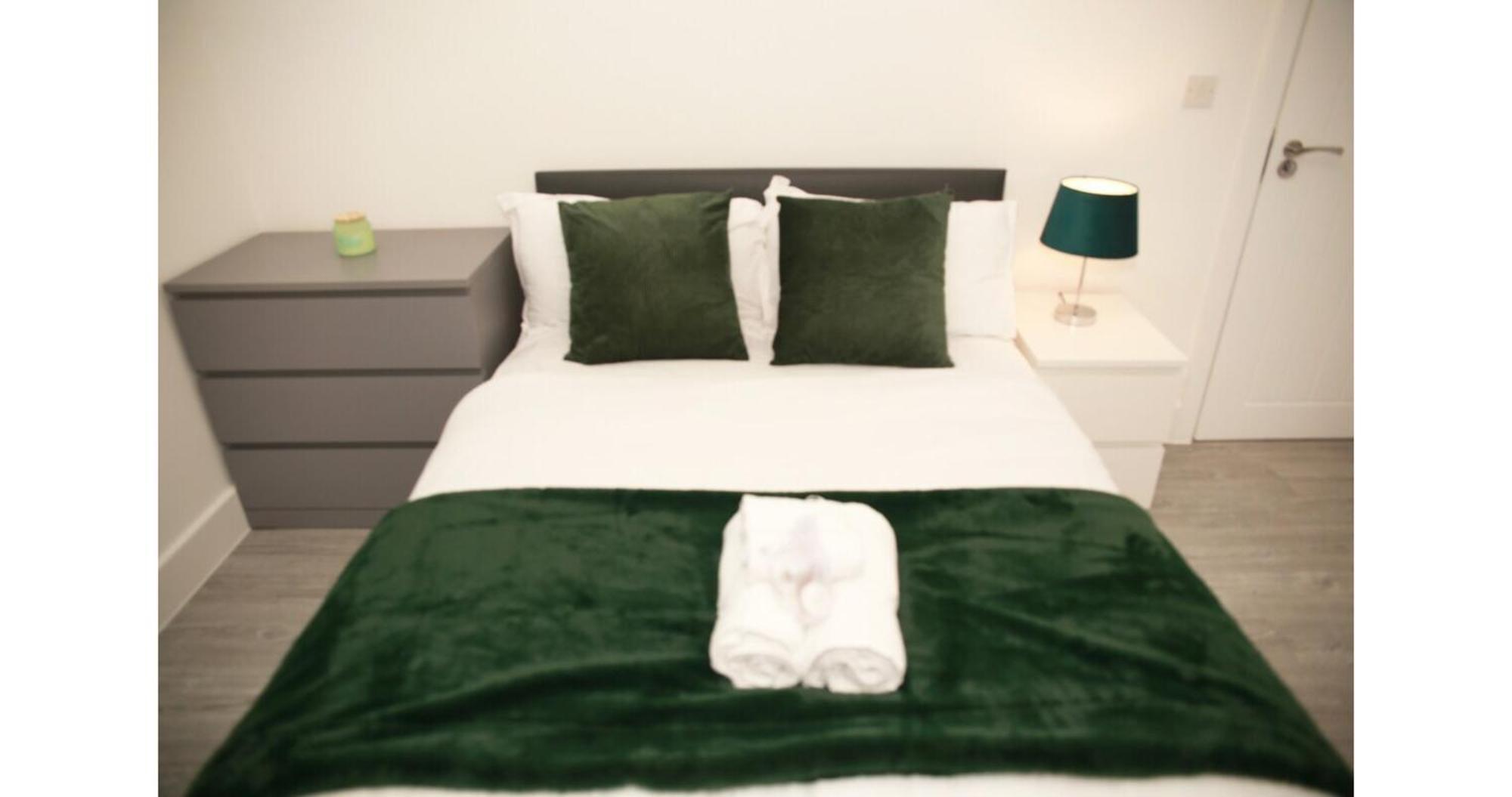 Cricklewood Deluxe Ensuite Room London Ruang foto